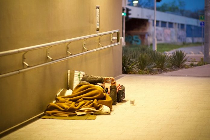 povertà unsplash